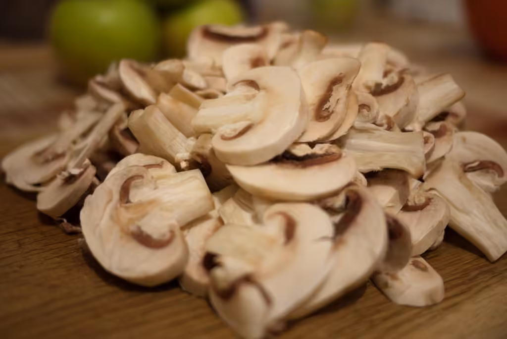 Cultivated Mushroom, photo 3 of 5